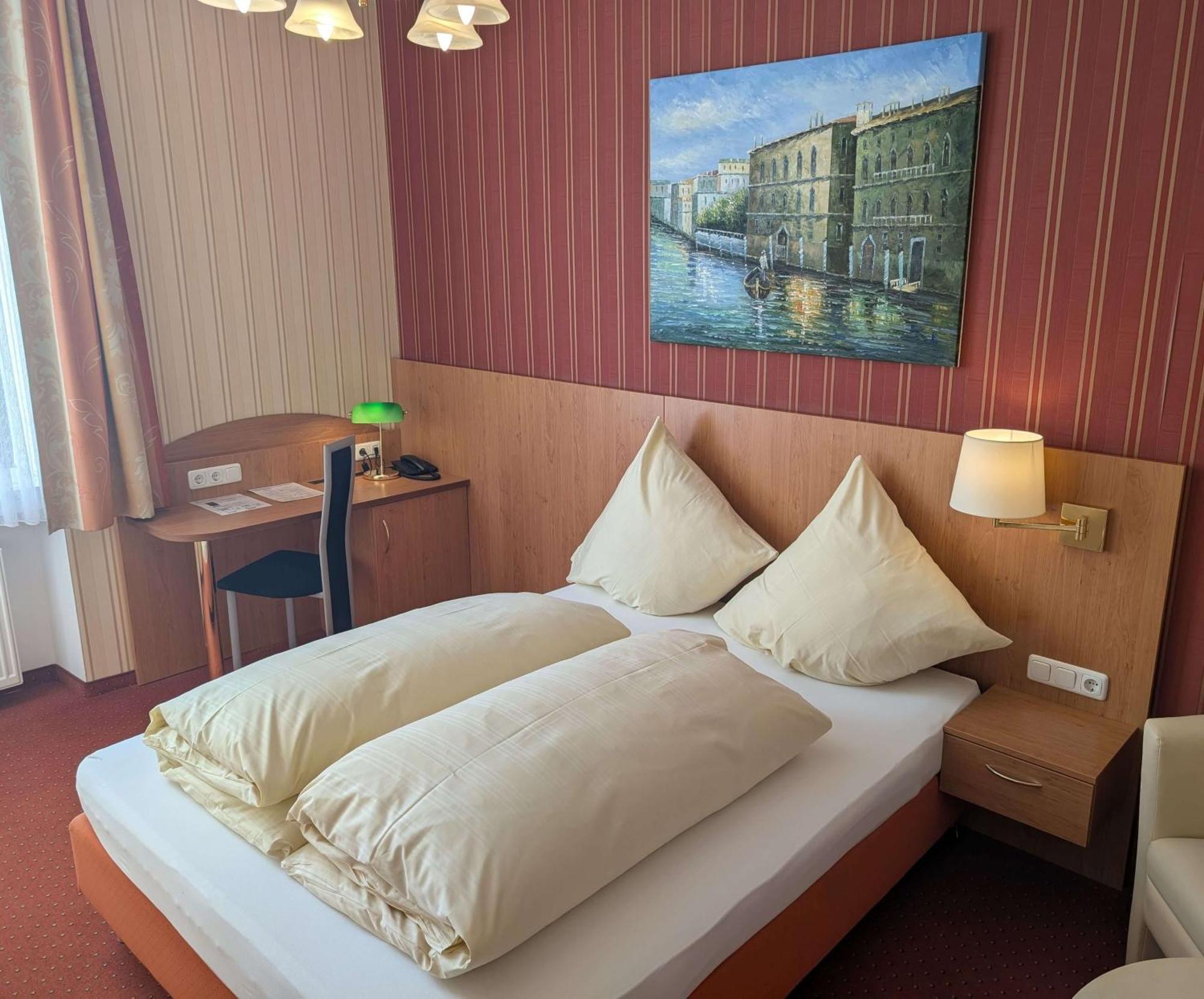 Stadthotel Augsburg Exterior photo
