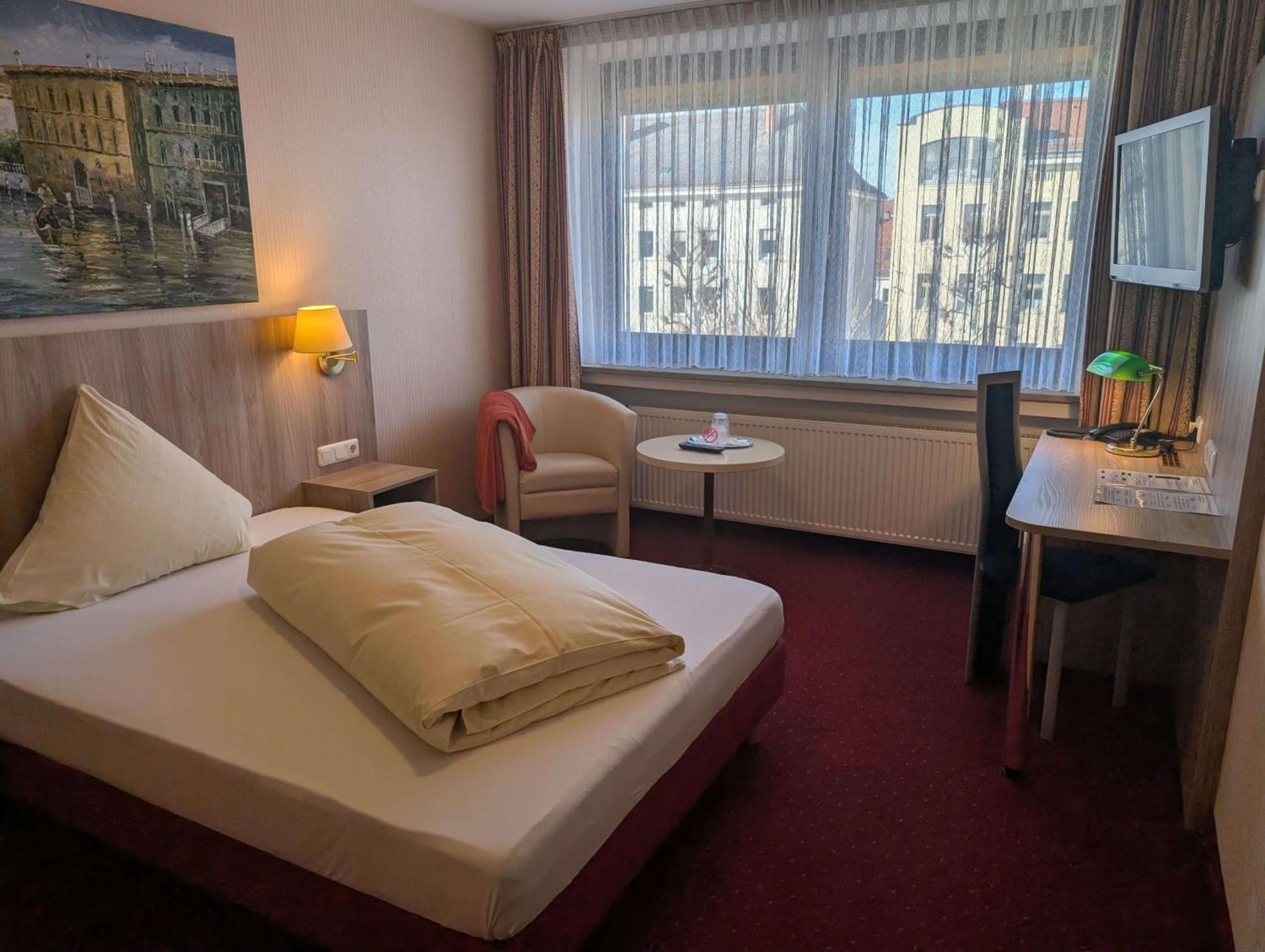 Stadthotel Augsburg Exterior photo